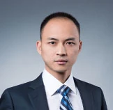 合伙人 王炜